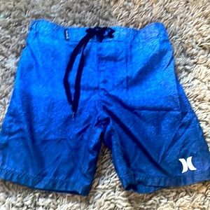 Hurley board shorts size 5